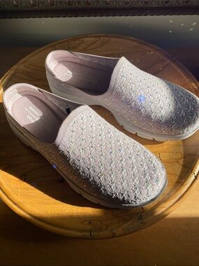 Skechers Sparkle Slip-On Knit Mules in Light Lavender